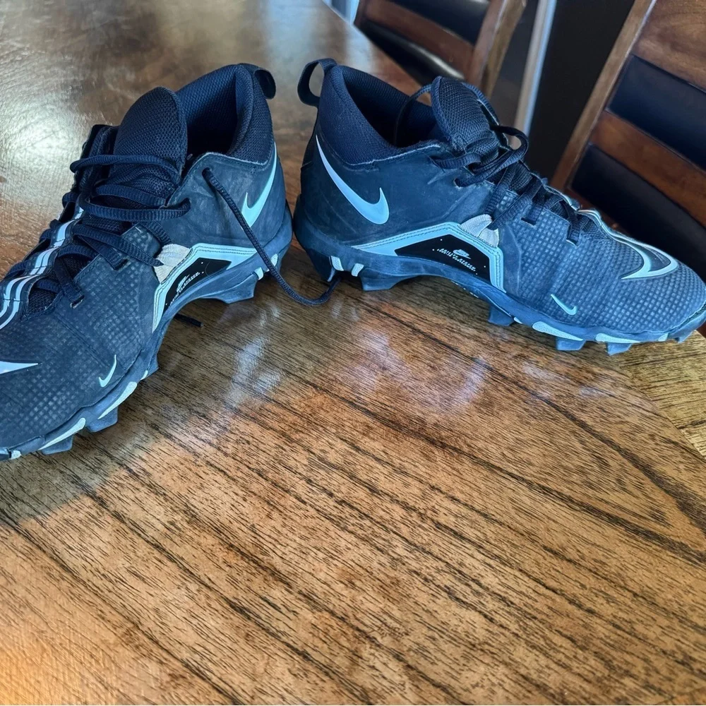 Nike Black and Gray Men's Athletic Shoes
